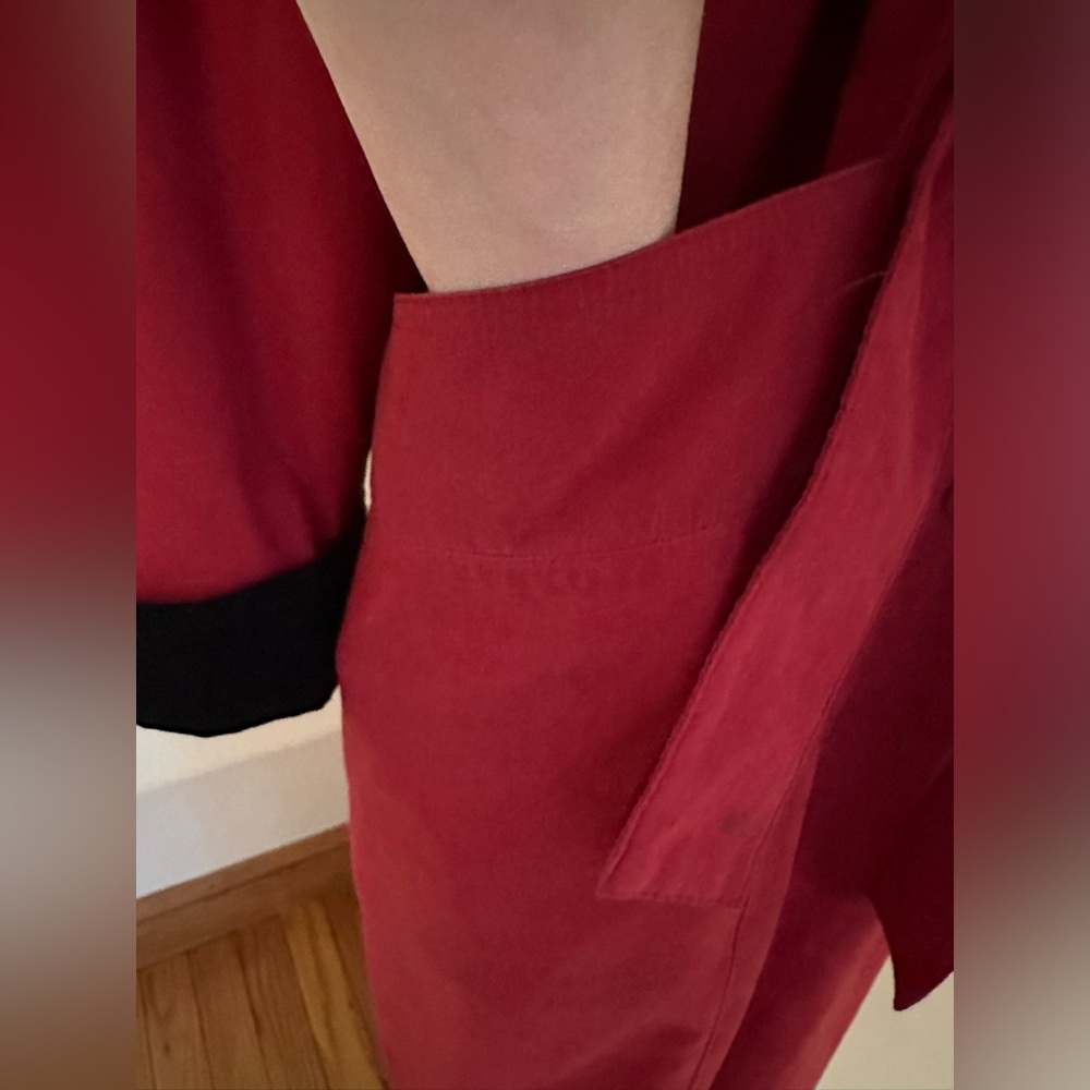 London Fog Red Double Breast Trench Coat. Black Velvet Accents With Tie. Sz 12 - Picture 11 of 13